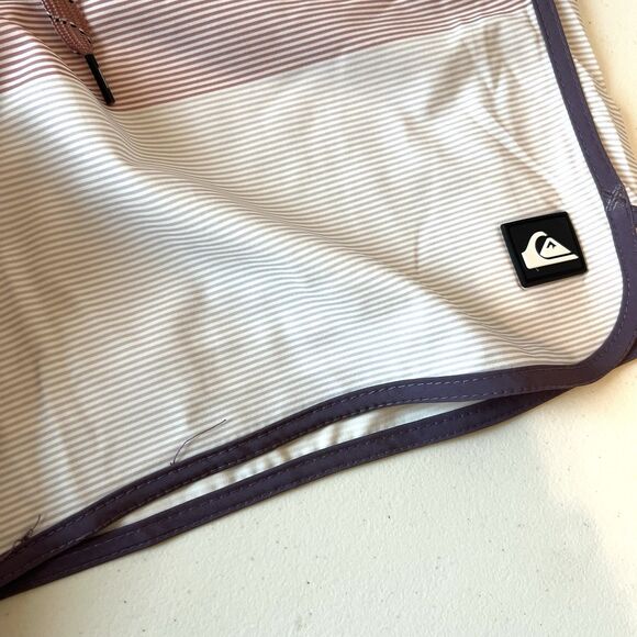 Quiksilver Mens Board Shorts Mid Length SIZE Large Sunset Purple Volley Original - Picture 2 of 9